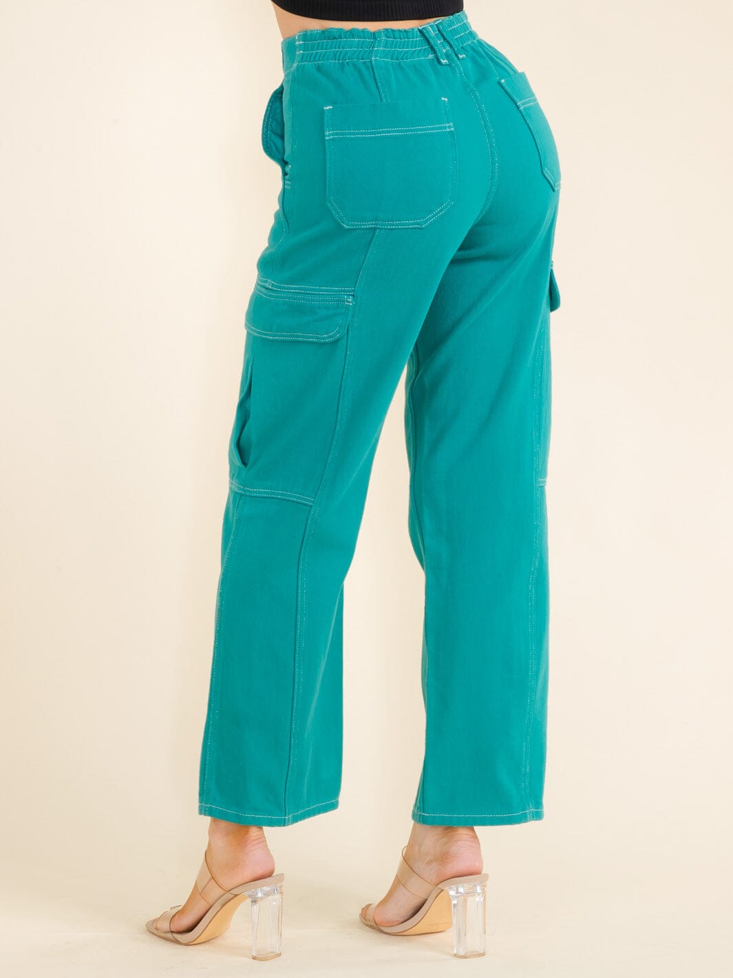 WOMEN'S BUTTON CLOSURE CARGO POCKETS WIDE LEG DENIM PANTS