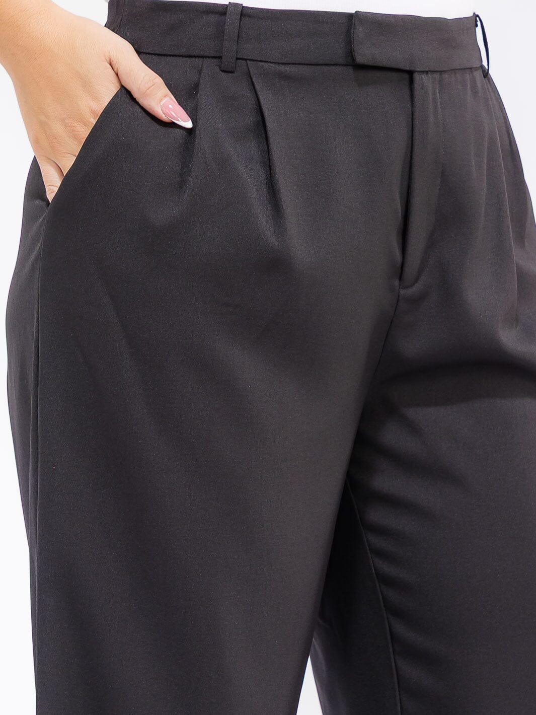 PLUS SIZE BUTTON CLOSURE POCKETS WIDE LEG PANTS