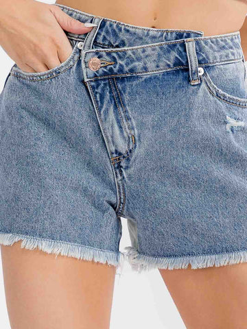 WOMEN'S BUTTON CLOSURE POCKETS RAW EDGE TWO TONE DENIM MINI SHORTS