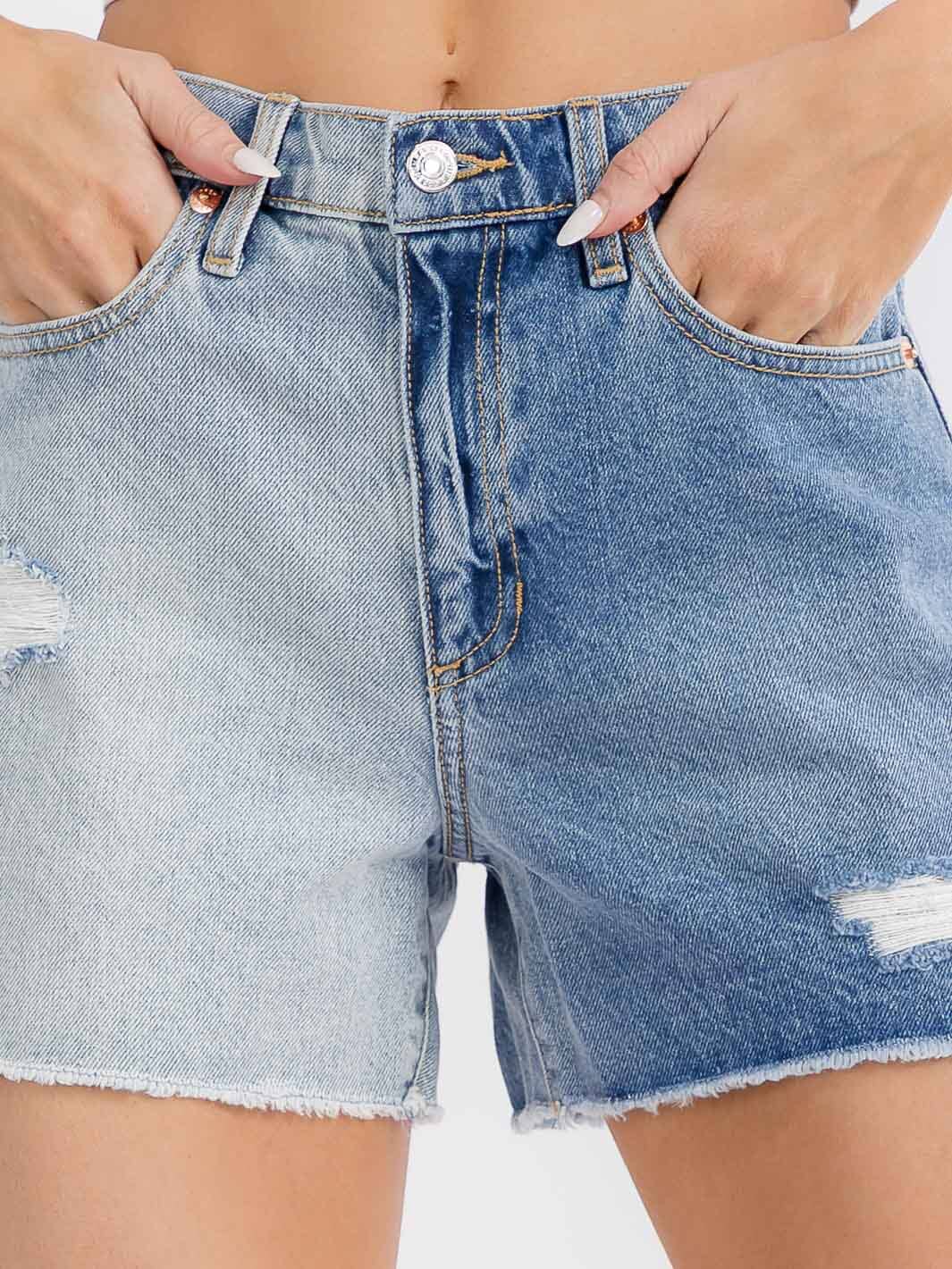 WOMEN'S BUTTON CLOSURE POCKETS RAW EDGE TWO TONE DENIM MINI SHORTS