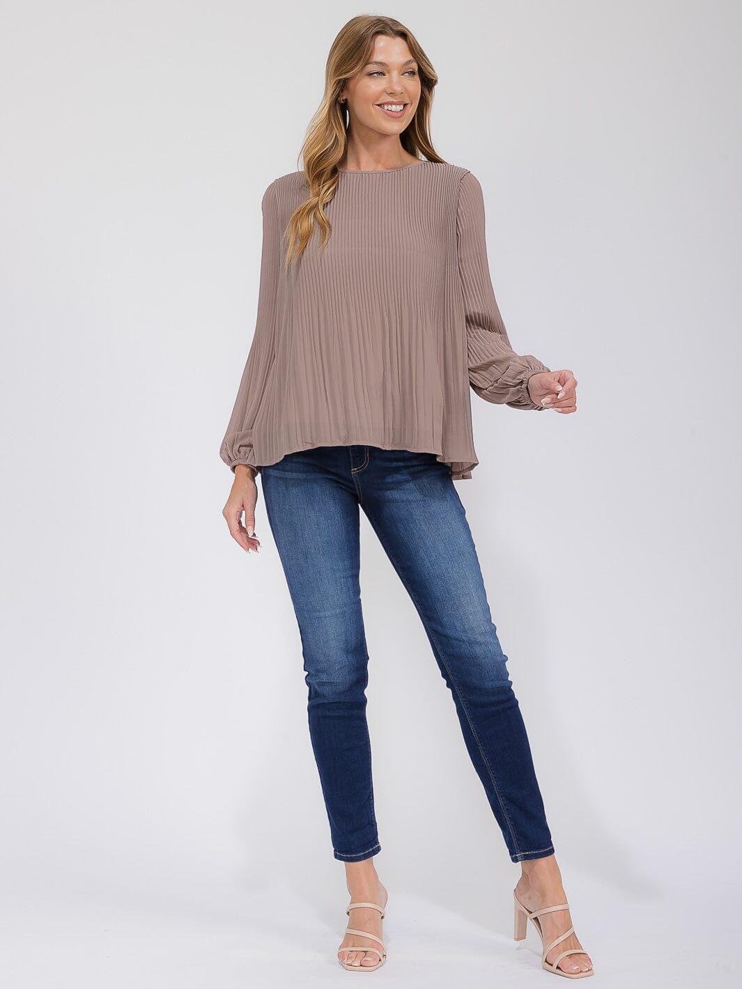 WOMEN'S LONG SLEEVE PLEATED BLOUSE