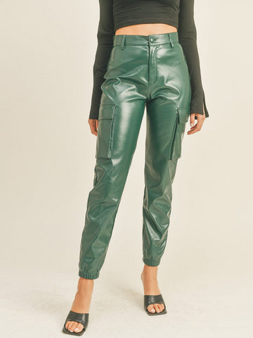 WOMEN'S BUTTON CLOSURE CARGO POCKETS JOGGER PU PLEATHER PANTS